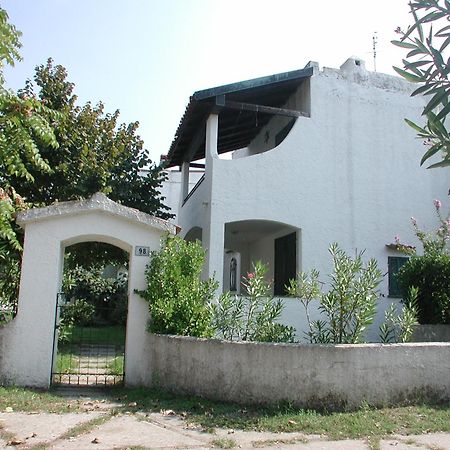 Villetta Maiori Lido delle Nazioni Kültér fotó