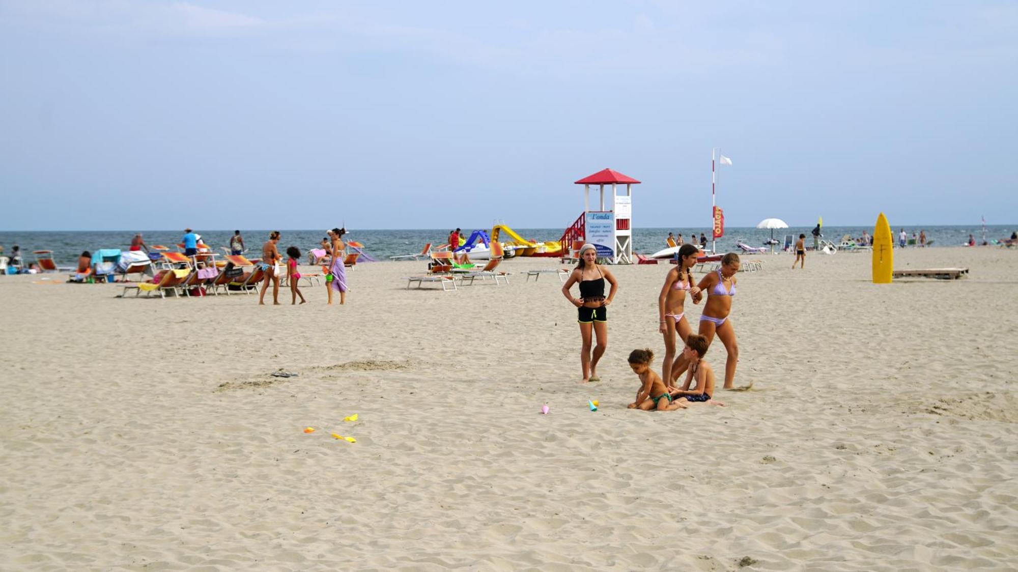 Villetta Maiori Lido delle Nazioni Kültér fotó