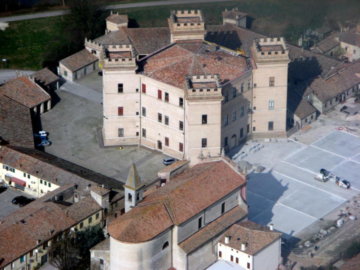 Villetta Maiori Lido delle Nazioni Kültér fotó